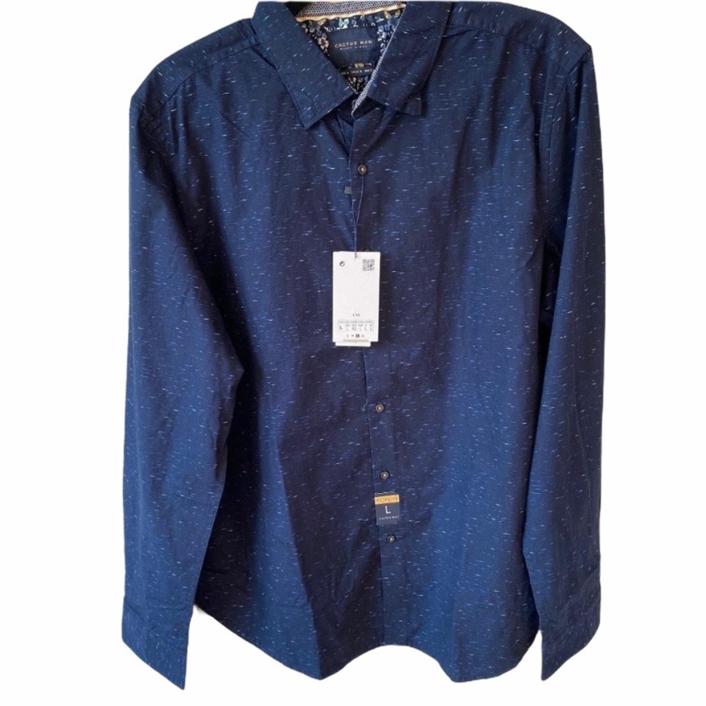 NWT Cactus Man Long Sleeved Button Front Top Blue
